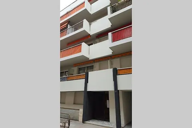 Centre, Superbe Proche